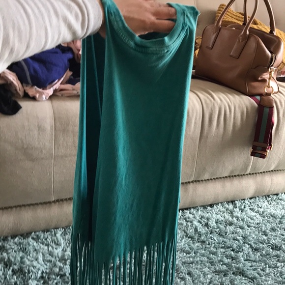 NWOT F21 tank - Picture 4 of 5